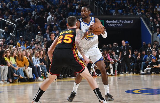 拖后中场 拖后中场